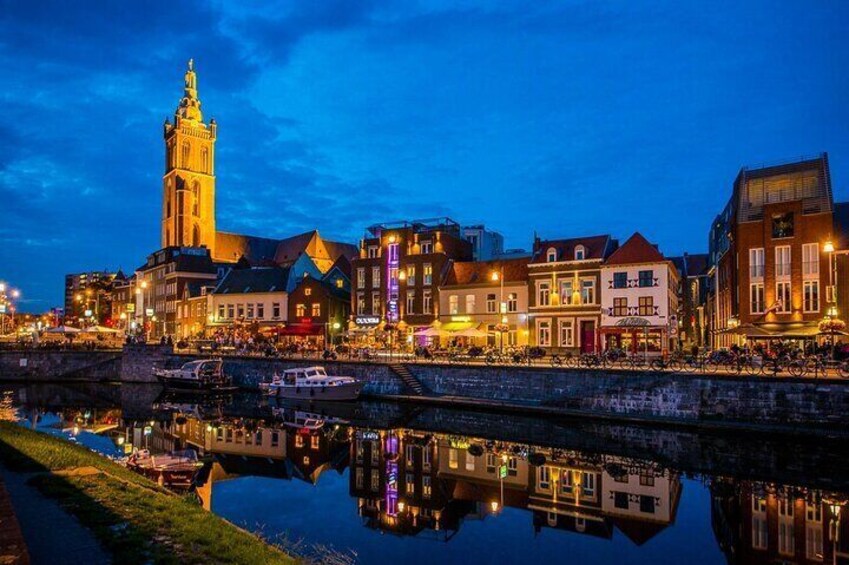 Self-Guided Walking Tour in Roermond with Qula City Trails