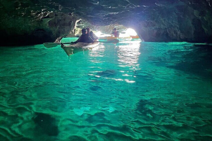 Lovers' cave