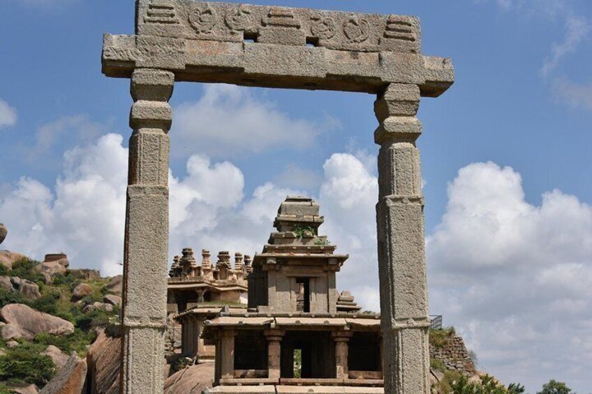 Chitradurga Trails (Guided Day Trip to Chitradurga Fort from Hampi)