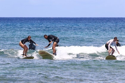 Clases de surf en la costa norte de Oahu, Hawai