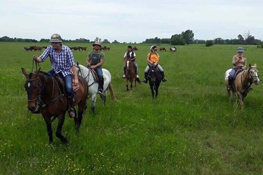 Horseback Riding Adventure with Asado in Buenos Aires!