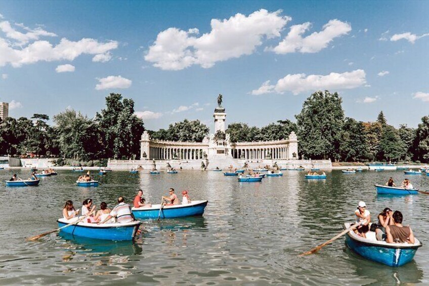 Madrid Must-See Private Tour with Local Expert Guide