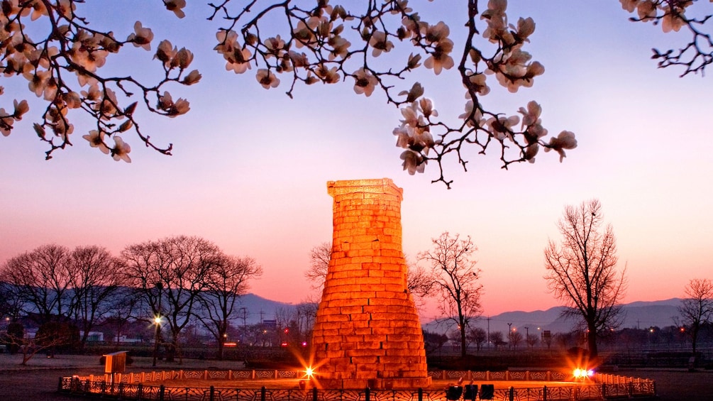 แสดงภาพที่ 4 จาก 5 Stone statue of Gyeongju City