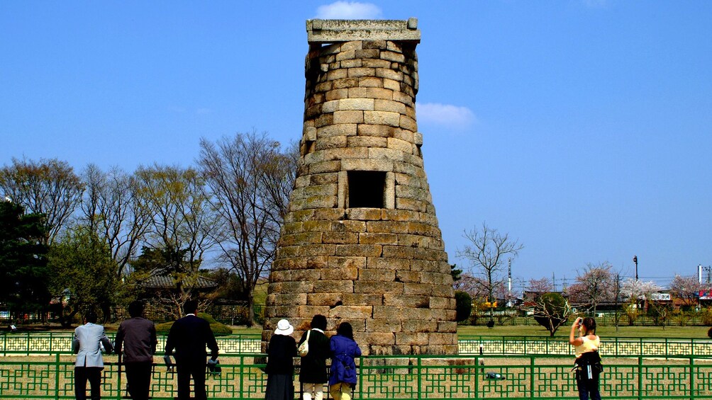 2Day Gyeongju Tour to Bulguksa Temple & Folk Craft Village