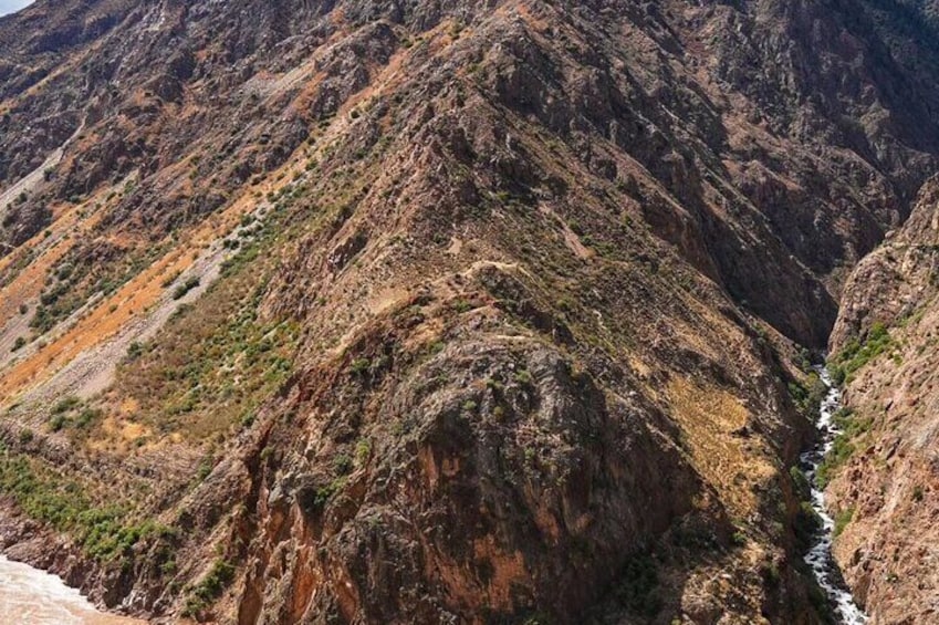 Private Day Tour to Tiger Leaping Gorge from Lijiang