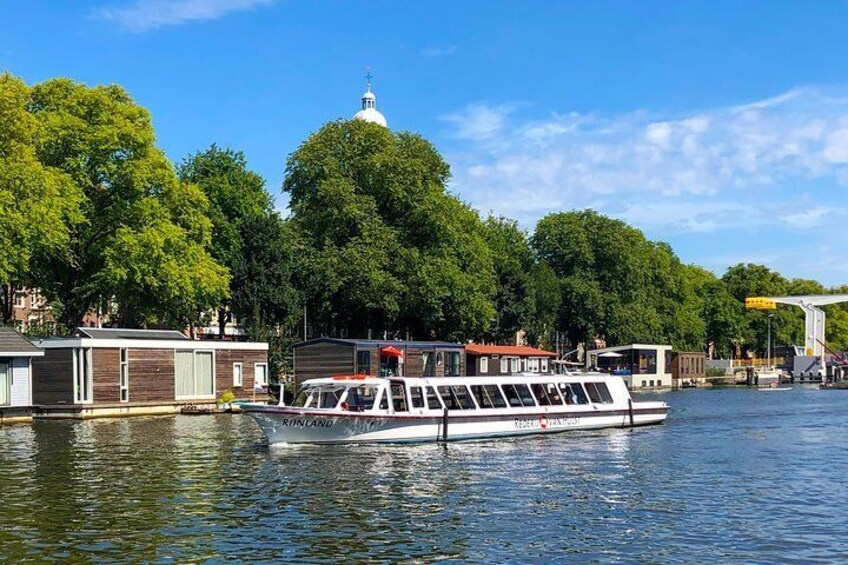 Cruise around Amsterdam Lakes
