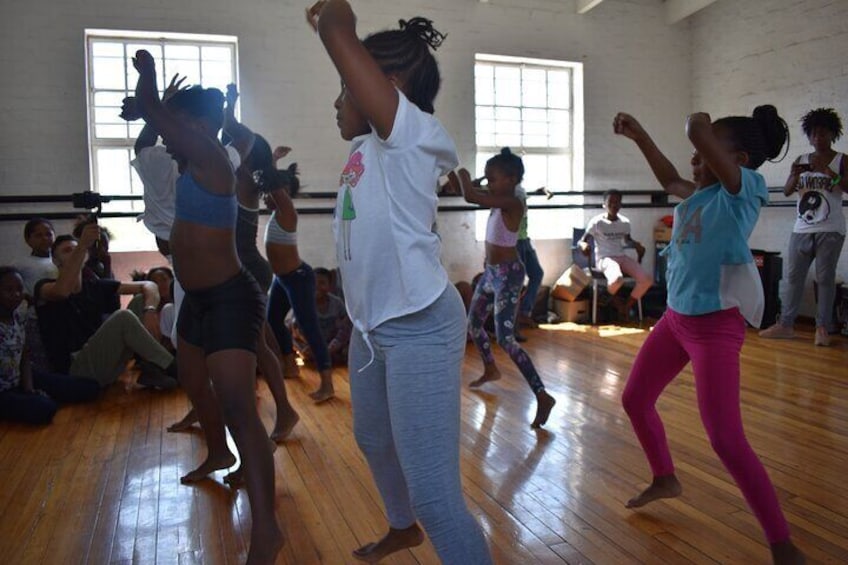 Sit in on a Youth Dance Rehearsal with a Subject Expert