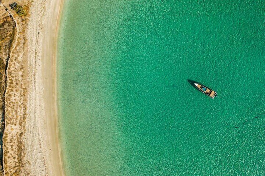 Mykonos Private cruise in south beaches, caves and Dragon island