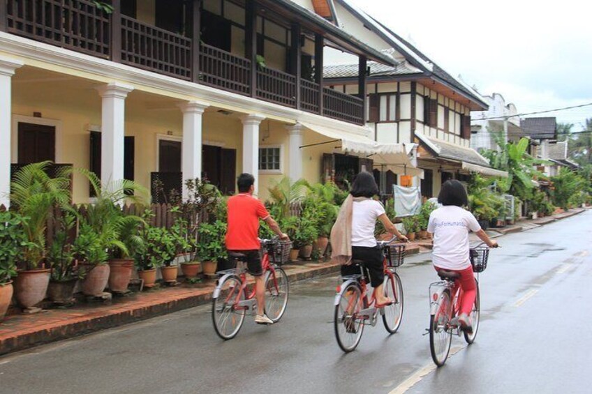 Luang Prabang by bicycle