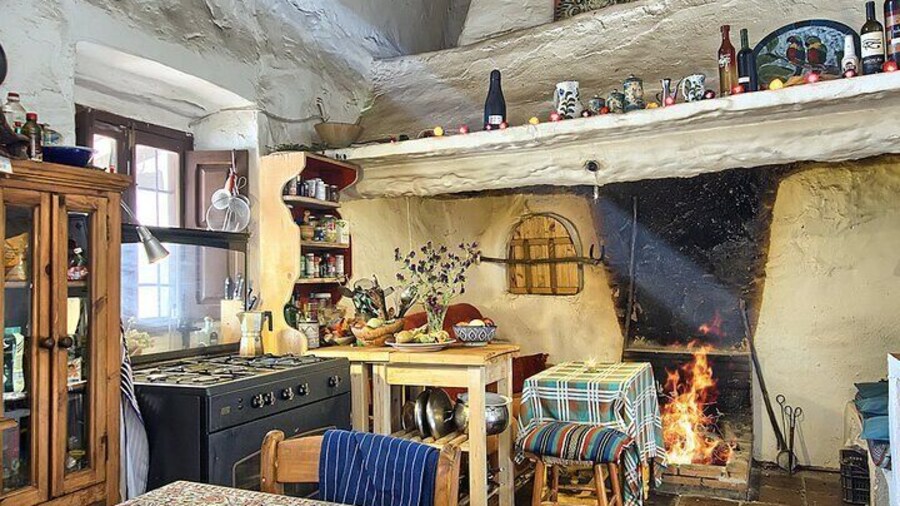 Taste Andalusia in the Mountains: A Memorable Dining Experience