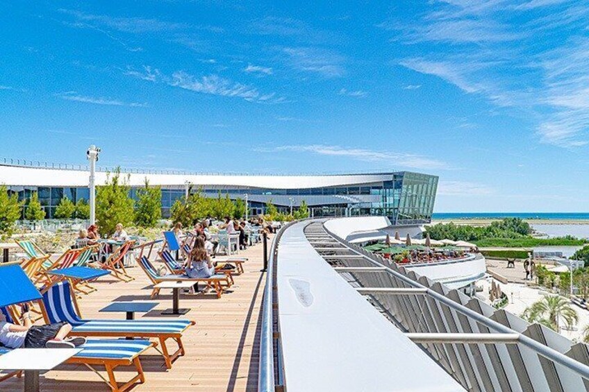 Nice: Shopping & Aperitivo sea view at CAP3000