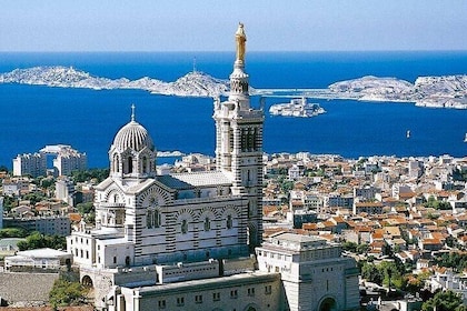 Marseille Cruise Port Excursion with a Luxury Van