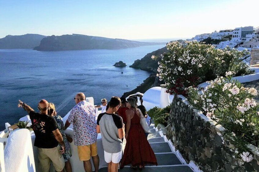 Santorini Highlights Group Tour & Wine Tasting 