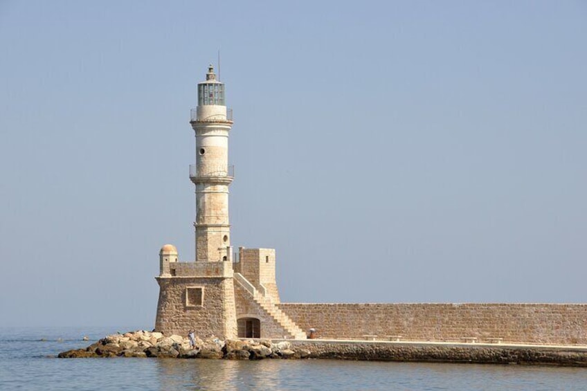 Chania's Turbulent History: Uncover the stories of its Old Town on an audio tour
