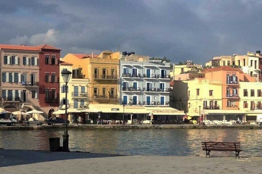 Chania's Turbulent History: A Self-Guided Audio Tour of it's Old Town