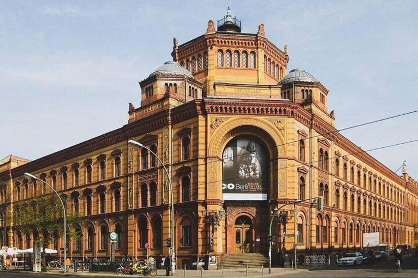 Private WWII and Cold War History Tour in Berlin