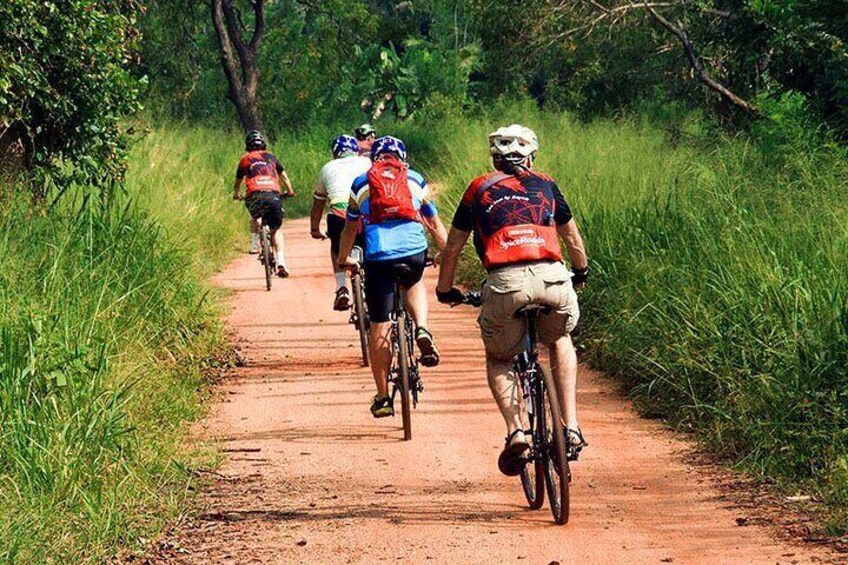 Balana Battlefield Cycling Tour from Kandy