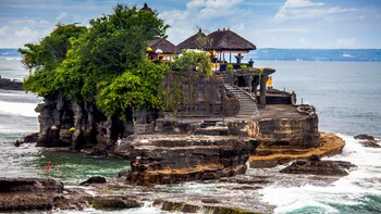 Private Bedugul & Tanah Lot Tour