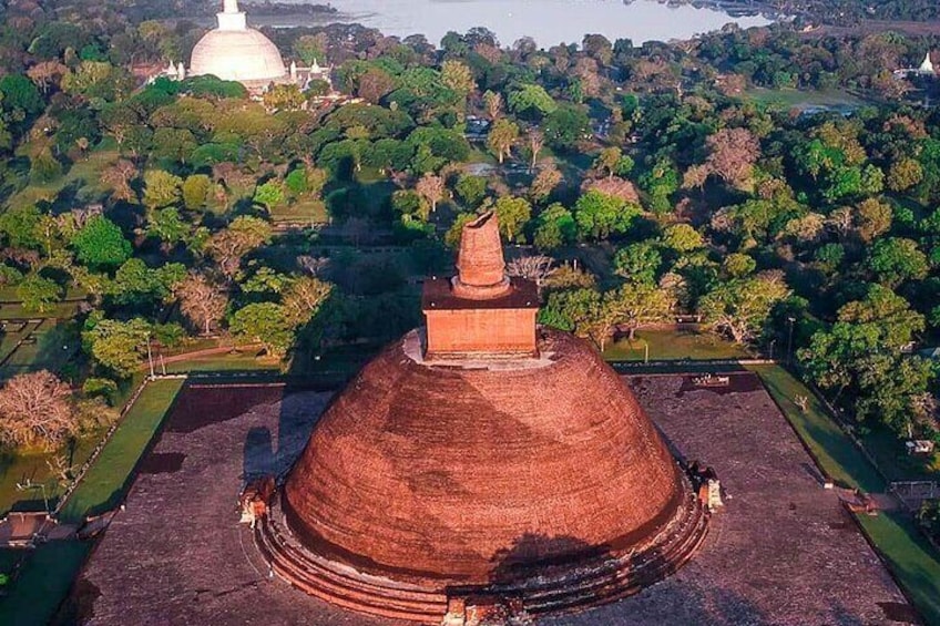 Discover Anuradhapura by Helicopter from Negombo