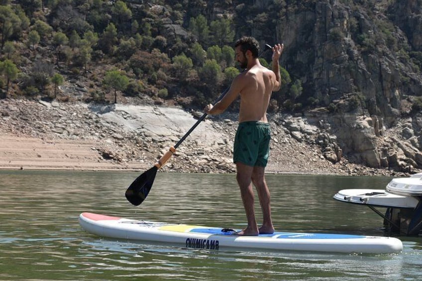 Stand Up Paddleboard Experience in Madrid