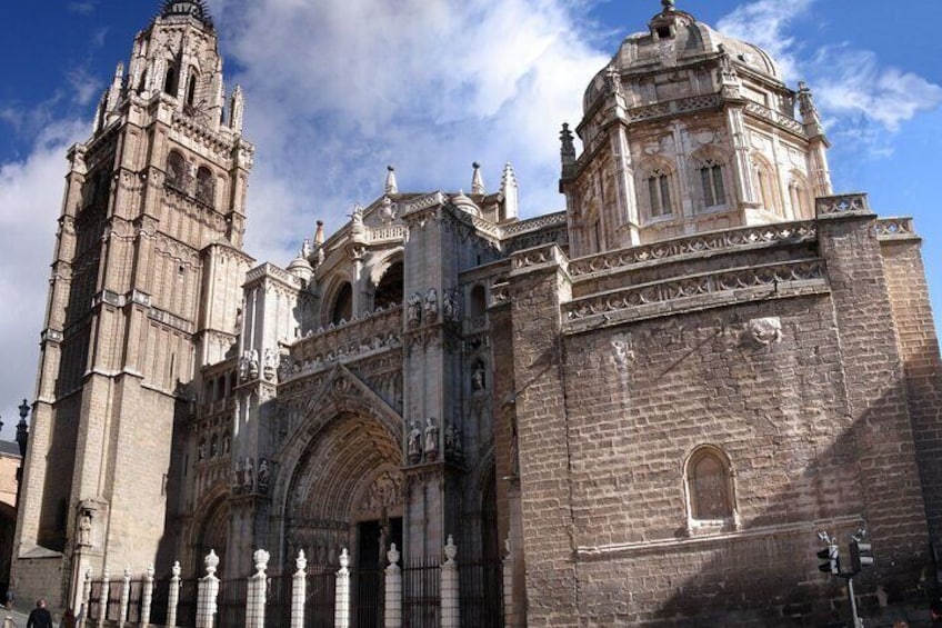 Toledo private tour from Madrid by private car