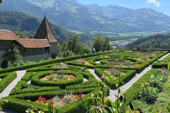 From Bern Small Group - Gruyères Castle, Cheese, and Chocolate Tasting 