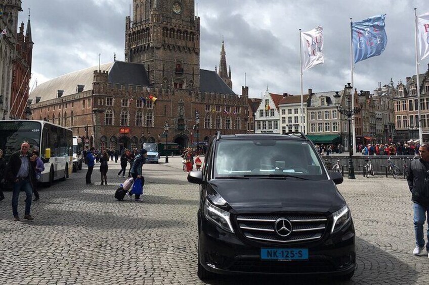 Private Amsterdam and Countryside Tour in a Comfortable Mercedes Minivan