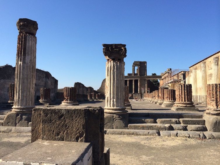 Skip The Line Trip to Pompeii by Train from Sorrento