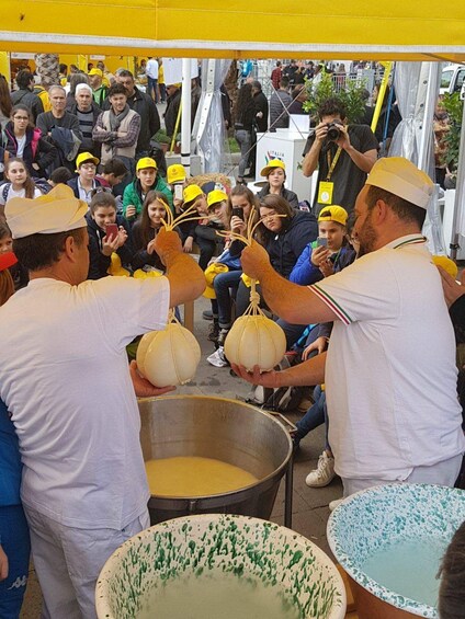 Rural Gastronomy Tour For Foodies !