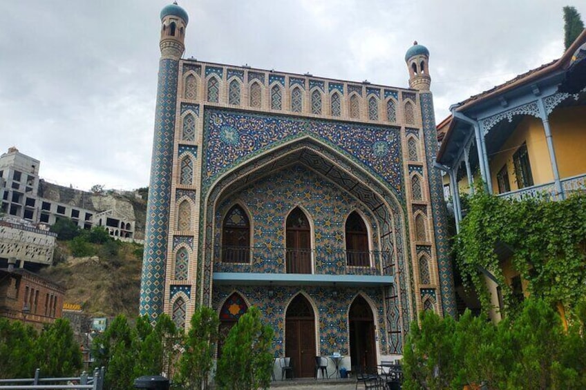 Tour to Chateau Mukhrani from Tbilisi (Saguramo,Dusheti, Bazaleti Lake,Dzalisi)