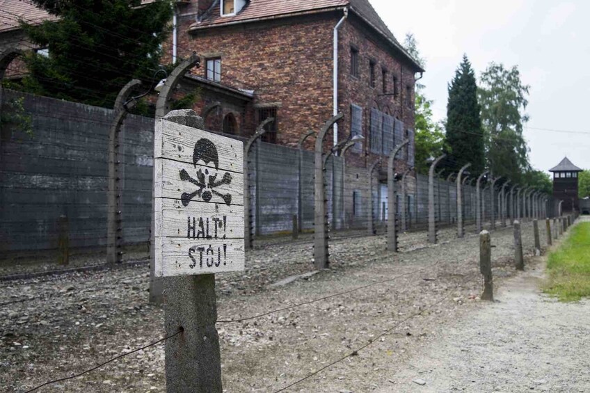 auschwitz birkenau concentration camp tour