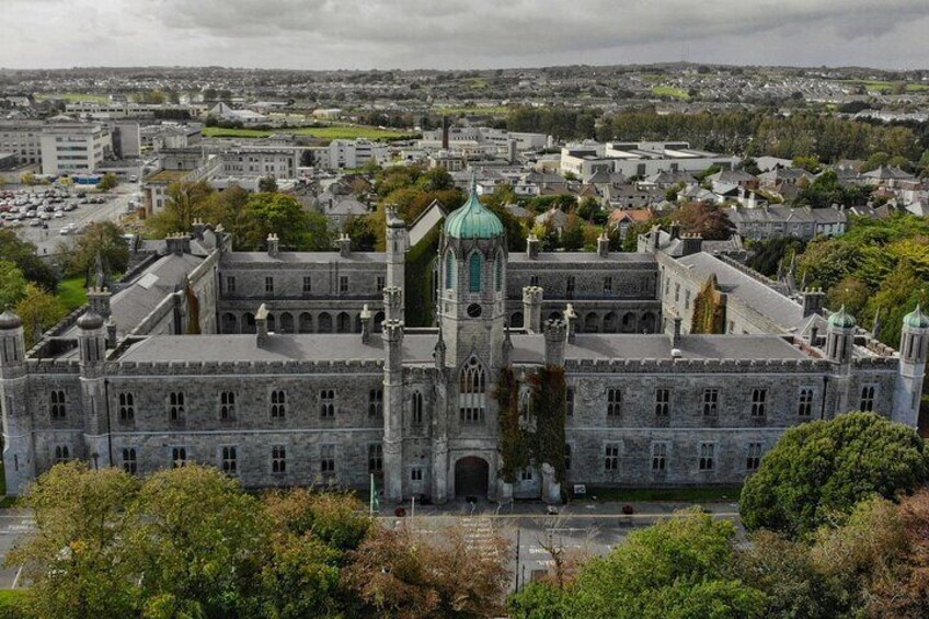 Galway Top Highlights and Claddagh Village Walking Tour 