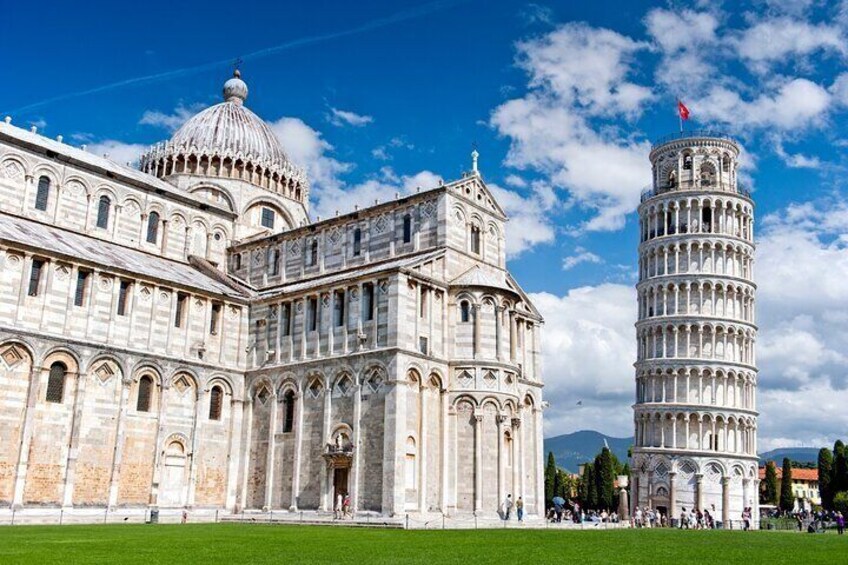 From Florence: Day Trip to Pisa Half Day Private Tour with Driver