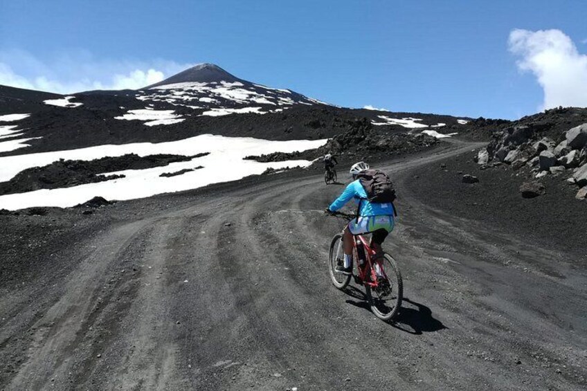 Mt. Etna Cycling to the Top small group