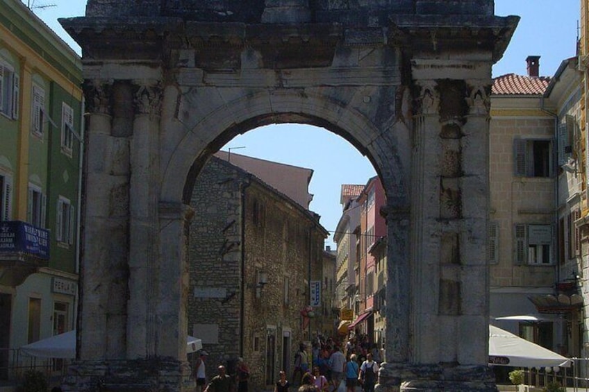 Pula Private Walking Tour With A Professional Guide