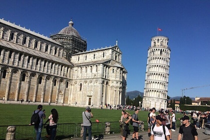 Pisa Private Walking Tour With a professional Guide