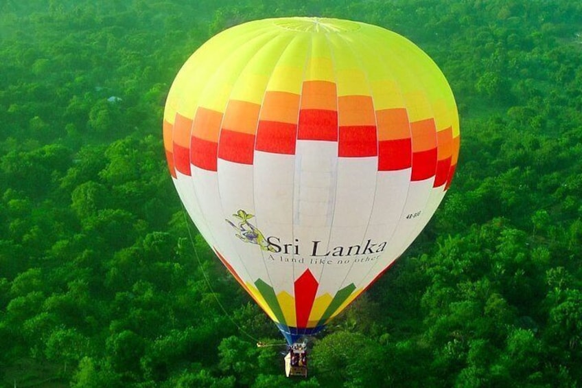Hot Air Ballooning Tour from Kandalama
