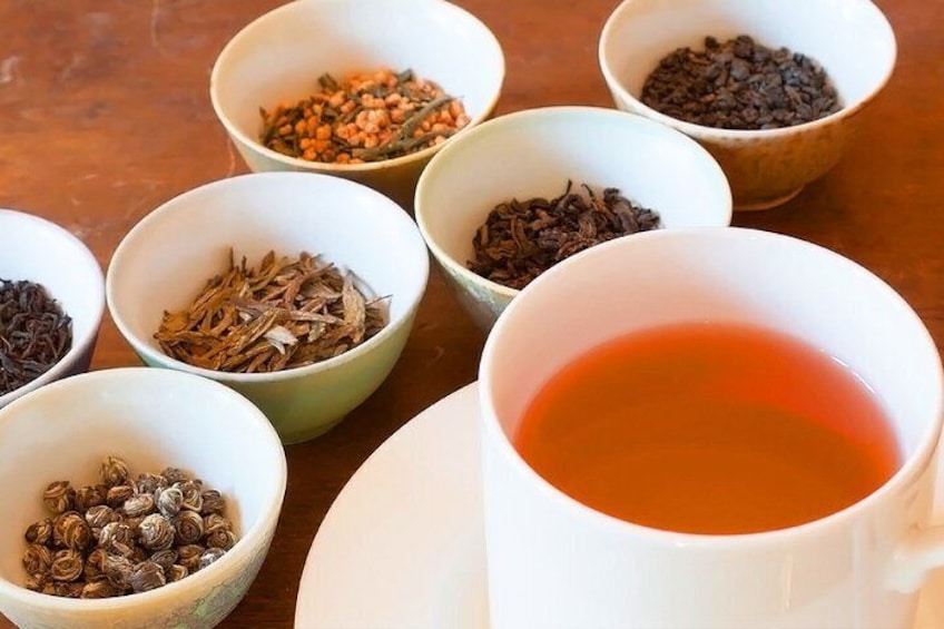 Ceylon Tea Tasting from Nuwara Eliya