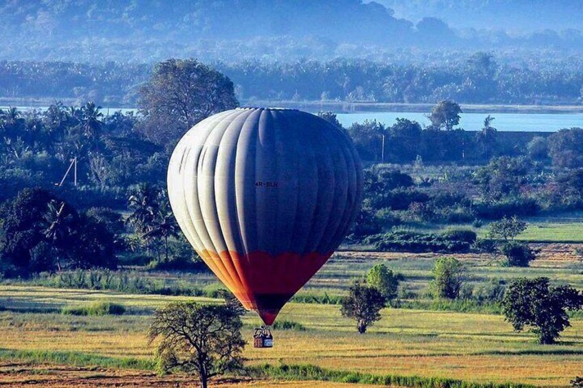 Hot Air Ballooning Tour from Sigiriya