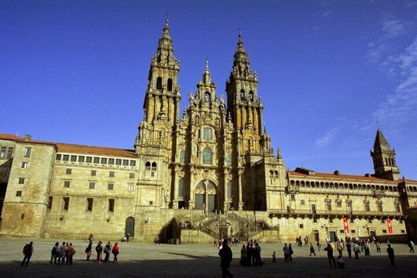 Full Day Santiago de Compostela Private Tour from Vigo, Shore Excursion