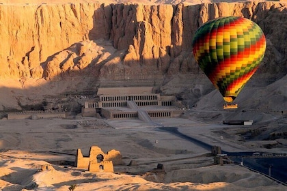 45-minutters varmluftballon ved solopgang over de historiske steder i Luxor