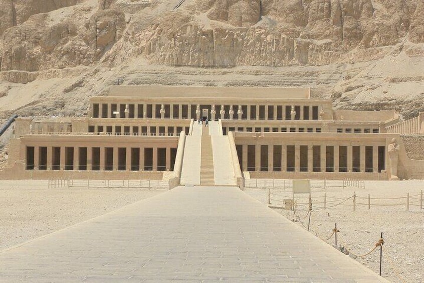 9-Day Private Egypt Tour package to Cairo, Alexandria, Luxor, and Aswan
