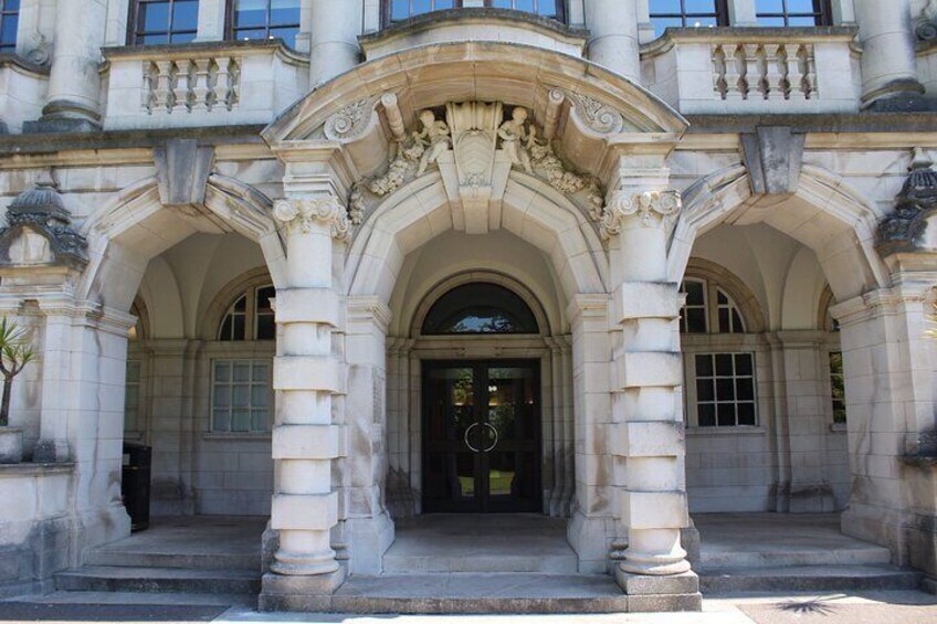 Private Walking Half-Day Walking Tour of Cardiff