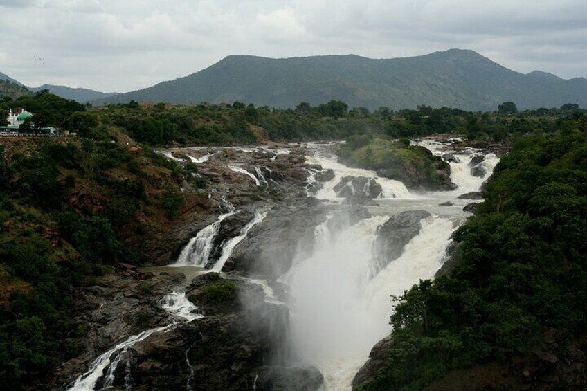 Day Trip to Shivanasamudram (Guided Private Experience from Bangalore)