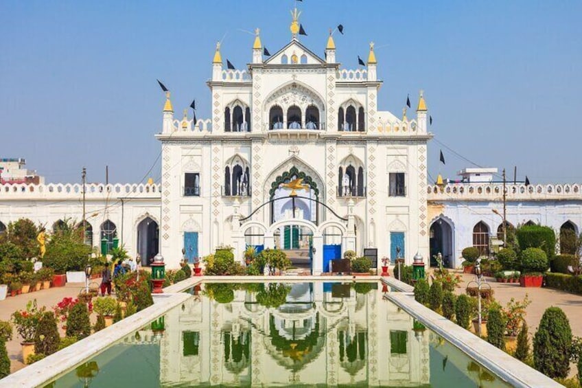 Heritage & Cultural Walk of Lucknow (2 Hours Guided Walking Tour)