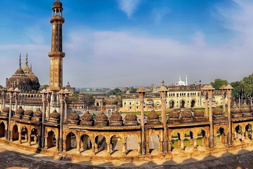 Heritage & Cultural Walk of Lucknow (2 Hours Guided Walking Tour)