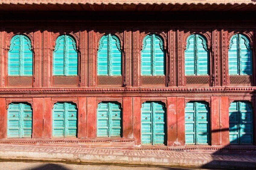 Royal Trails of Bikaner (Guided Half Day City Tour)