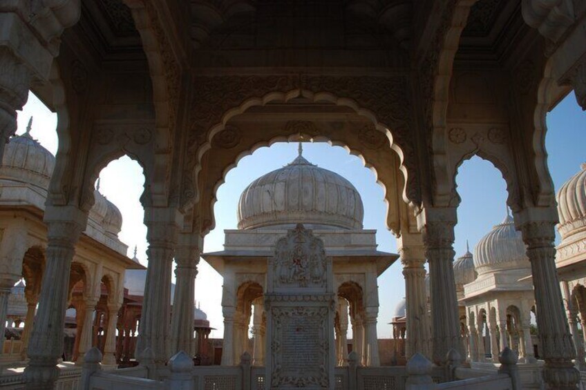 Royal Trails of Bikaner (Guided Half Day City Tour)