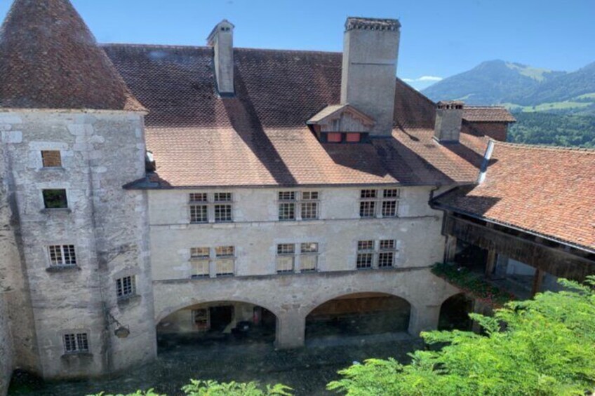 Gruyères Castle, Cheese, and Caillier Chocolate Tasting From Zurich