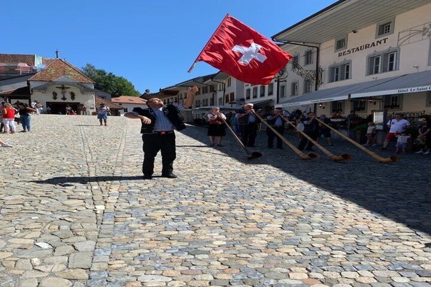 Gruyères Castle, Cheese, and Caillier Chocolate Tasting From Zurich